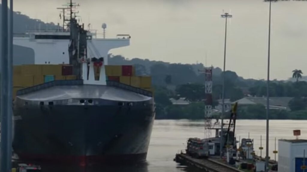 Who Operates the Panama Canal